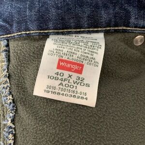 Wrangler Fleece Lined Denim Cargo Jeans Sz 40 x 33